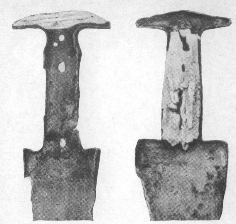 Микены. Рукоятки ножей (около 1200 г.).