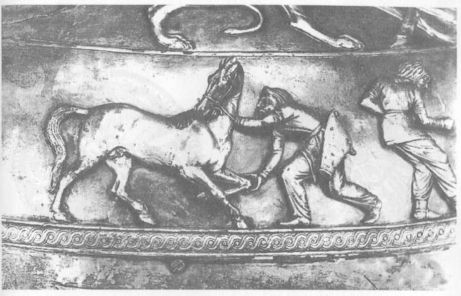 67. Скифы. Деталь серебряной вазы из кургана Чертомлык. IV в.