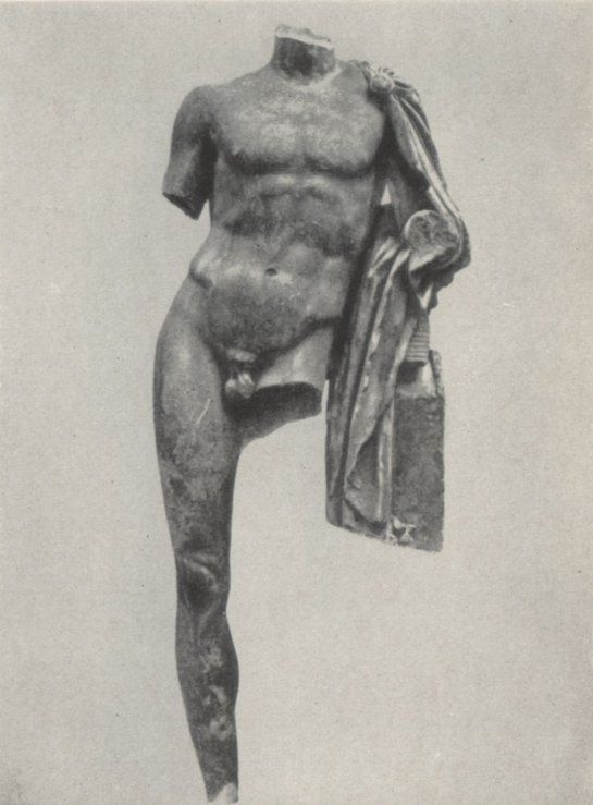 Статуя Телемаха с Монумента фессалийцев. Мрамор. 1,45 м. 335 г. до н. э.