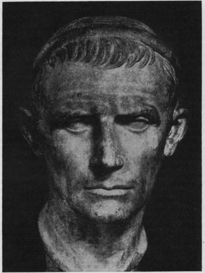 Портрет Антиоха III Сирийского (мрамор). Париж